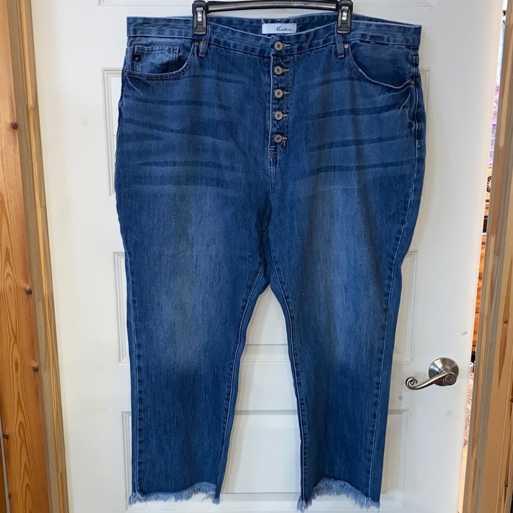 KanCan Dark Blue denim 5 Button-Fly Cropped Jeans